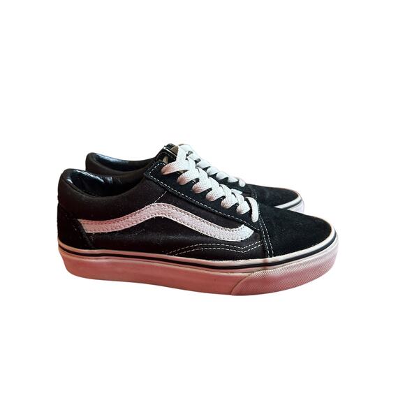 Vans Old Skool Shoes - Picture 5 of 6